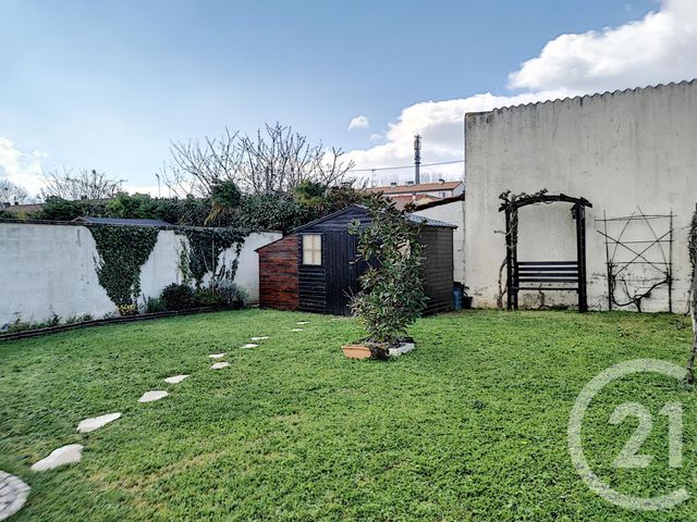 Maison &agrave; louer - 3 pi&egrave;ces - 72,37 m2 - Rochefort - 17 - POITOU-CHARENTES