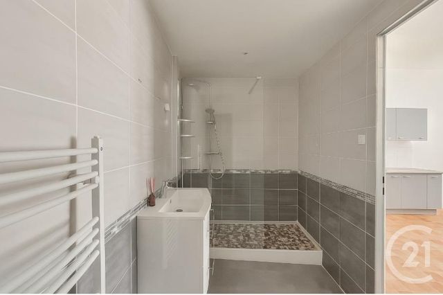 Appartement F5 à vendre - 5 pièces - 113,05 m2 - St Etienne - 42 - RHONE-ALPES