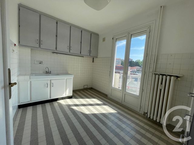 Appartement T5 &agrave; vendre - 5 pi&egrave;ces - 87,36 m2 - St Etienne - 42 - RHONE-ALPES