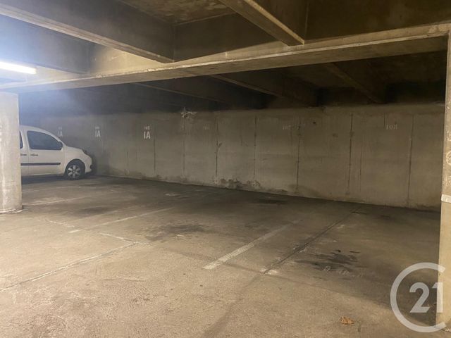 Parking à louer - 12 m2 - St Etienne - 42 - RHONE-ALPES