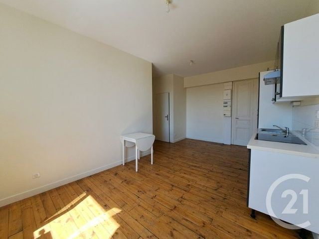 Appartement T2 &agrave; louer - 2 pi&egrave;ces - 36,07 m2 - St Etienne - 42 - RHONE-ALPES