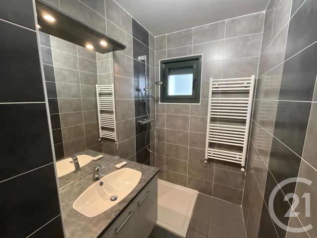 Appartement F5 à vendre - 5 pièces - 95 m2 - St Etienne - 42 - RHONE-ALPES