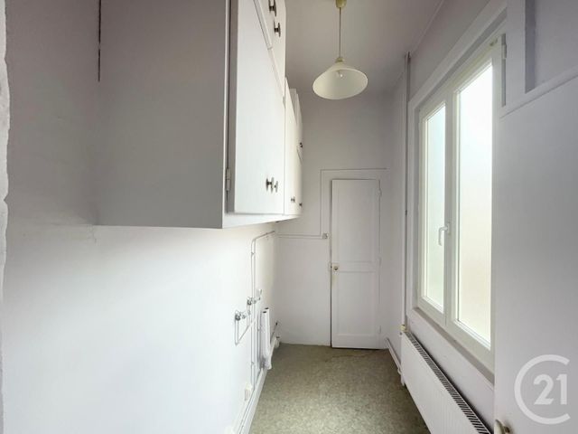 Appartement T2 &agrave; louer - 2 pi&egrave;ces - 66,36 m2 - St Etienne - 42 - RHONE-ALPES
