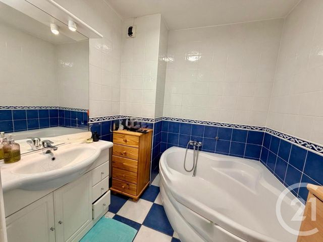 Appartement F4 &agrave; vendre - 5 pi&egrave;ces - 100 m2 - St Etienne - 42 - RHONE-ALPES