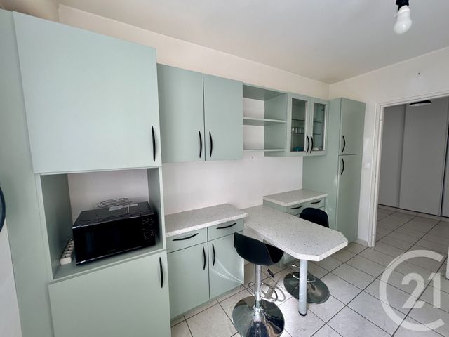 Appartement à louer - 4 pièces - 80,93 m2 - St Etienne - 42 - RHONE-ALPES