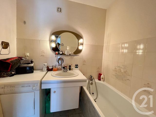 Appartement F5 à vendre - 5 pièces - 100 m2 - St Etienne - 42 - RHONE-ALPES