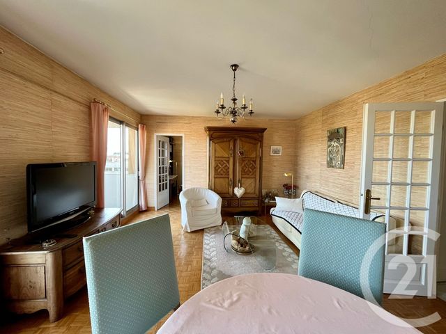 Appartement F5 à vendre - 5 pièces - 100 m2 - St Etienne - 42 - RHONE-ALPES