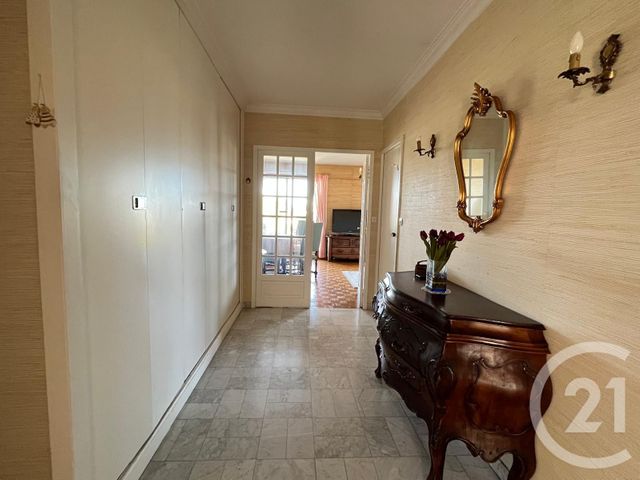 Appartement F5 à vendre - 5 pièces - 100 m2 - St Etienne - 42 - RHONE-ALPES