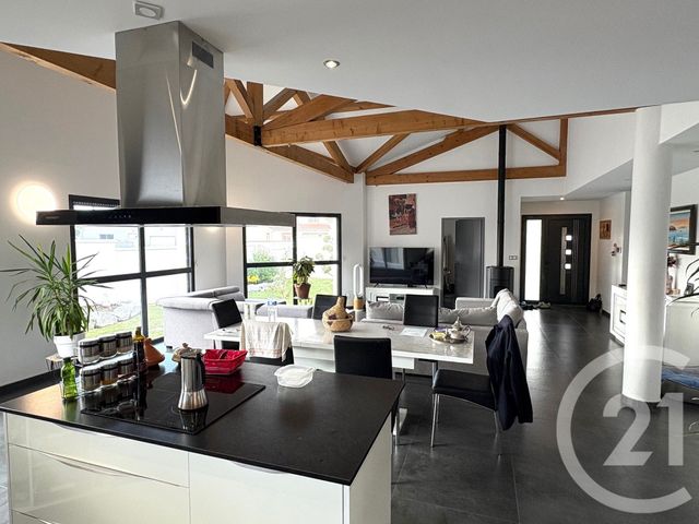 Maison à vendre - 6 pièces - 208 m2 - Andrezieux Boutheon - 42 - RHONE-ALPES