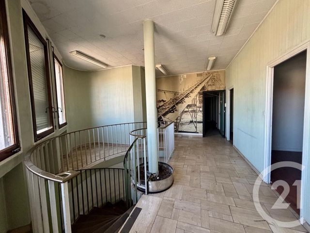 Murs à vendre à vendre - 375.0 m2 - 42 - Loire