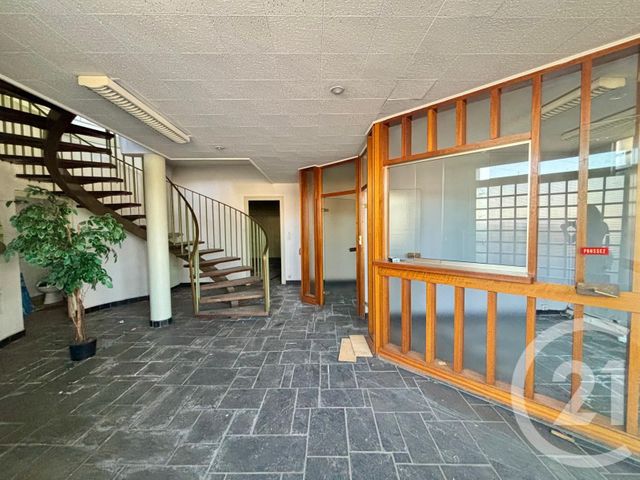 Murs à vendre à vendre - 375.0 m2 - 42 - Loire