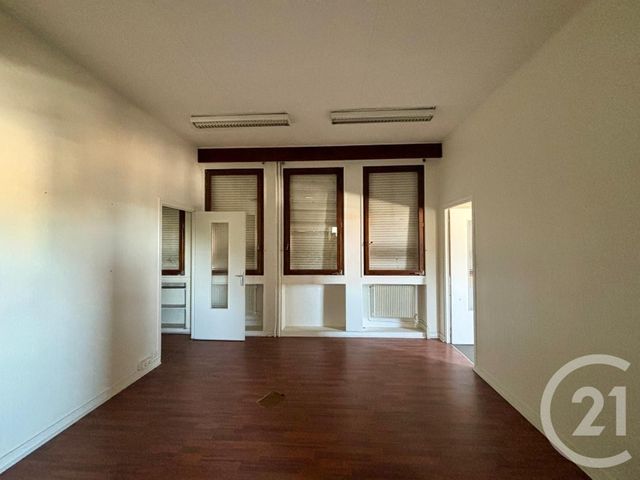 Murs à vendre à vendre - 375.0 m2 - 42 - Loire