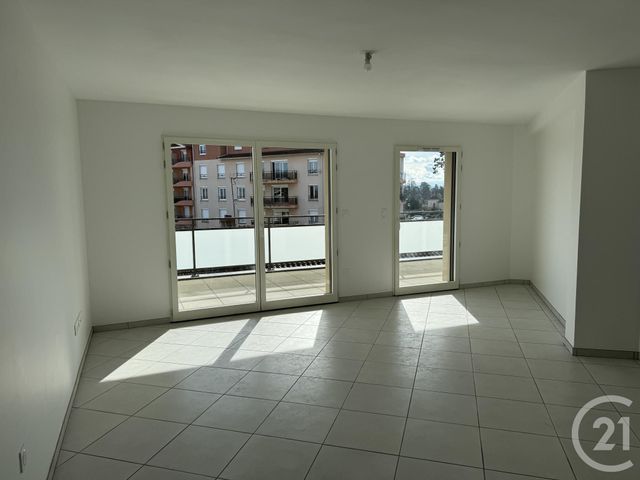 Appartement T3 à louer - 4 pièces - 89,45 m2 - Montrond Les Bains - 42 - RHONE-ALPES