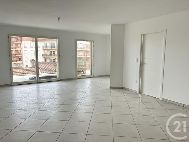 Appartement T3 à louer - 4 pièces - 89,45 m2 - Montrond Les Bains - 42 - RHONE-ALPES