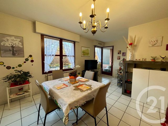 Appartement F3 à vendre - 3 pièces - 69 m2 - Andrezieux Boutheon - 42 - RHONE-ALPES
