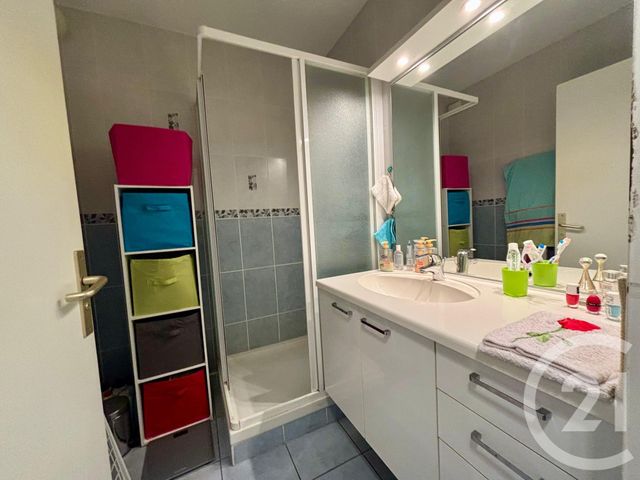 Appartement F3 à vendre - 3 pièces - 69 m2 - Andrezieux Boutheon - 42 - RHONE-ALPES