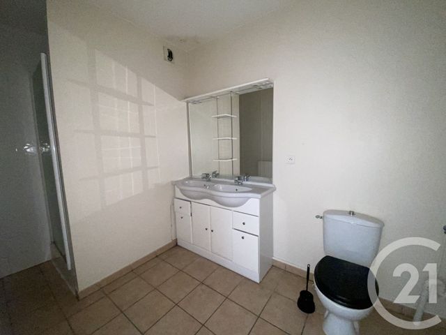 Appartement F3 à vendre - 3 pièces - 205 m2 - St Etienne - 42 - RHONE-ALPES