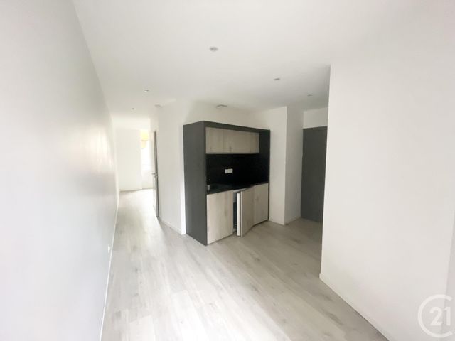 Appartement F1 à louer - 1 pièce - 22,40 m2 - St Etienne - 42 - RHONE-ALPES