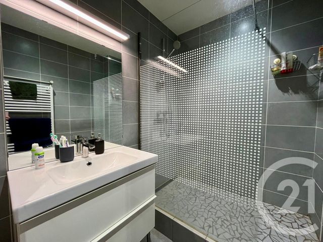 Appartement F4 à vendre - 4 pièces - 89 m2 - St Etienne - 42 - RHONE-ALPES