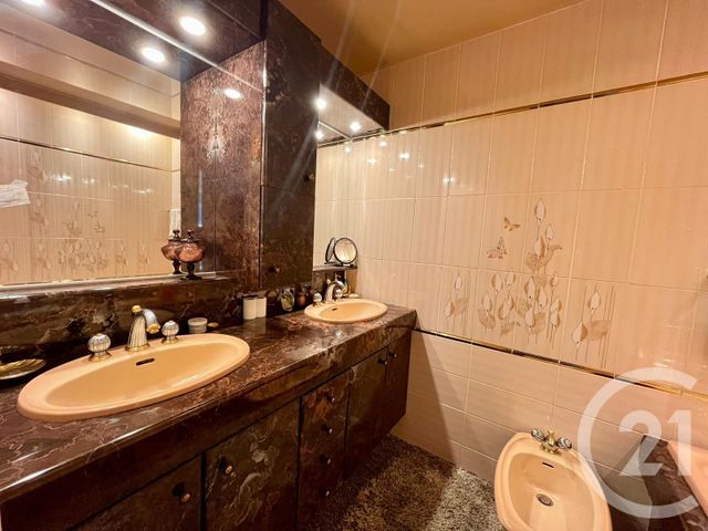 Appartement F4 &agrave; vendre - 3 pi&egrave;ces - 88,18 m2 - St Etienne - 42 - RHONE-ALPES