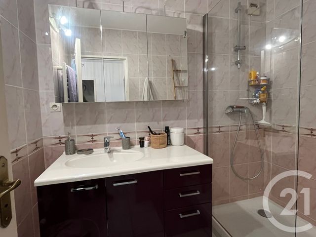 Appartement T5 &agrave; vendre - 4 pi&egrave;ces - 96,66 m2 - St Etienne - 42 - RHONE-ALPES