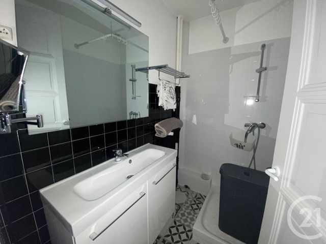 Appartement T1 &agrave; louer - 1 pi&egrave;ce - 33 m2 - St Etienne - 42 - RHONE-ALPES