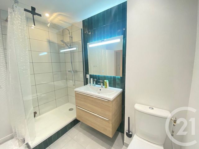 Appartement F5 &agrave; louer - 5 pi&egrave;ces - 134 m2 - St Etienne - 42 - RHONE-ALPES