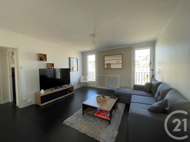 Appartement T4 &agrave; louer - 4 pi&egrave;ces - 67,05 m2 - St Etienne - 42 - RHONE-ALPES