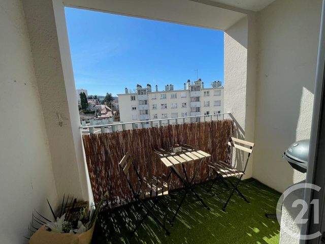 Appartement T4 &agrave; louer - 4 pi&egrave;ces - 67,05 m2 - St Etienne - 42 - RHONE-ALPES