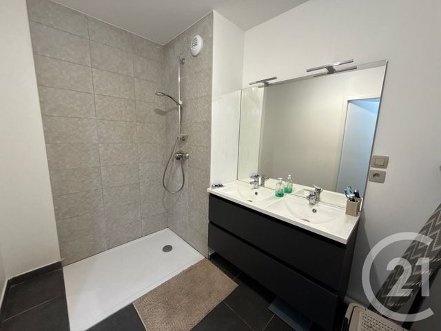 Appartement &agrave; vendre - 3 pi&egrave;ces - 75,80 m2 - St Etienne - 42 - RHONE-ALPES