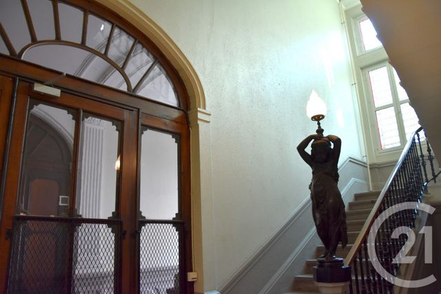 Appartement F3 &agrave; vendre - 2 pi&egrave;ces - 70 m2 - St Etienne - 42 - RHONE-ALPES