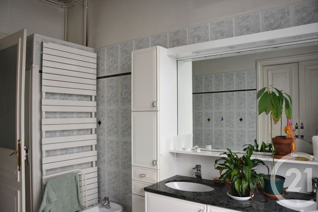 Appartement F3 &agrave; vendre - 2 pi&egrave;ces - 70 m2 - St Etienne - 42 - RHONE-ALPES