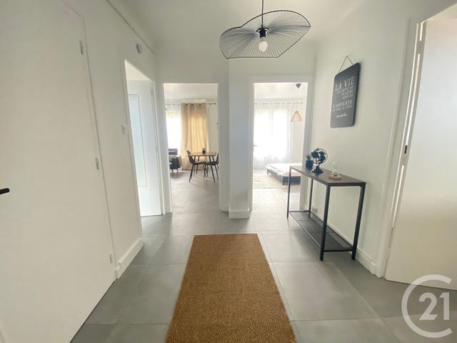 Appartement T2 &agrave; louer - 2 pi&egrave;ces - 52,83 m2 - St Etienne - 42 - RHONE-ALPES