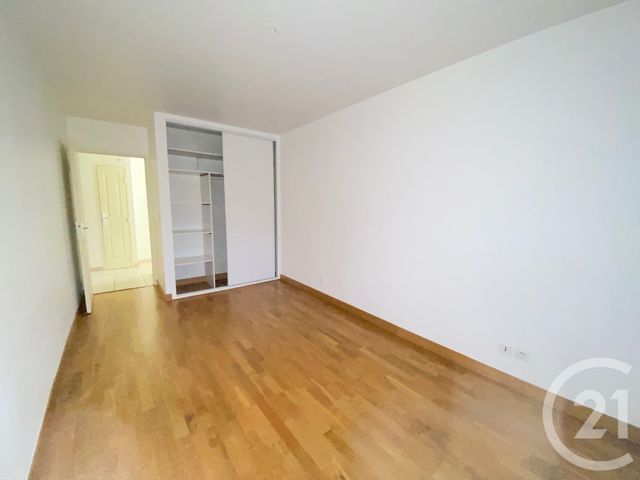 Appartement F3 &agrave; louer - 3 pi&egrave;ces - 79,70 m2 - Andrezieux Boutheon - 42 - RHONE-ALPES