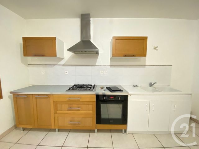 Appartement F3 &agrave; louer - 3 pi&egrave;ces - 79,70 m2 - Andrezieux Boutheon - 42 - RHONE-ALPES