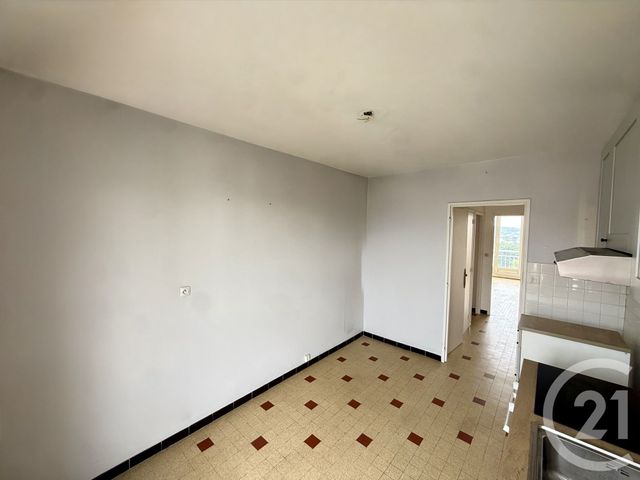 Appartement F4 &agrave; louer - 3 pi&egrave;ces - 67,95 m2 - St Etienne - 42 - RHONE-ALPES