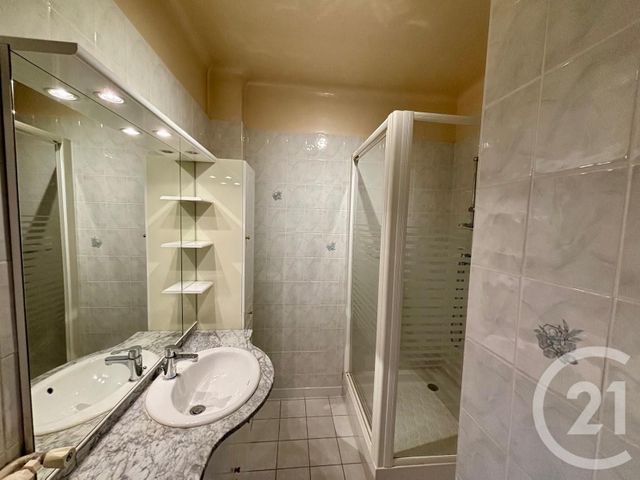 Appartement F3 &agrave; vendre - 3 pi&egrave;ces - 75 m2 - St Etienne - 42 - RHONE-ALPES