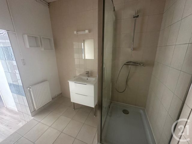 Appartement F2 &agrave; louer - 2 pi&egrave;ces - 28,47 m2 - St Etienne - 42 - RHONE-ALPES