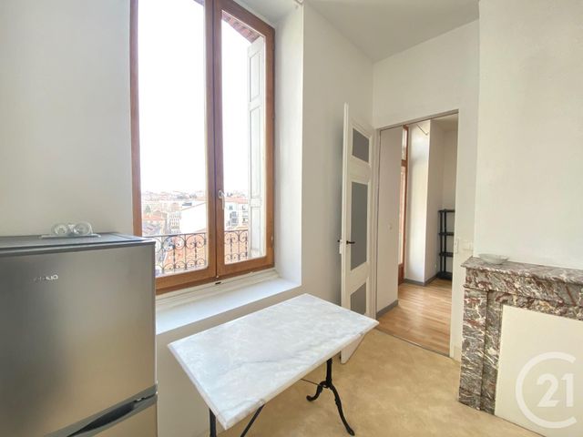 Appartement T3 &agrave; louer - 3 pi&egrave;ces - 35,67 m2 - St Etienne - 42 - RHONE-ALPES