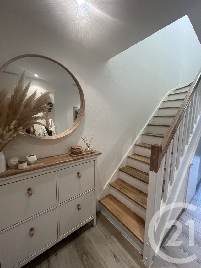 Maison &agrave; louer - 4 pi&egrave;ces - 64 m2 - St Genest Lerpt - 42 - RHONE-ALPES