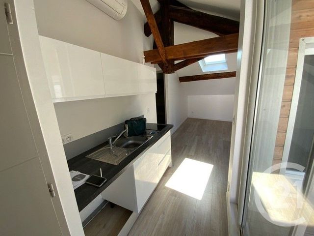Appartement T3 &agrave; louer - 3 pi&egrave;ces - 31,50 m2 - St Etienne - 42 - RHONE-ALPES