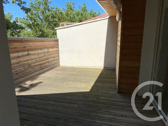 Appartement T3 &agrave; louer - 3 pi&egrave;ces - 31,50 m2 - St Etienne - 42 - RHONE-ALPES