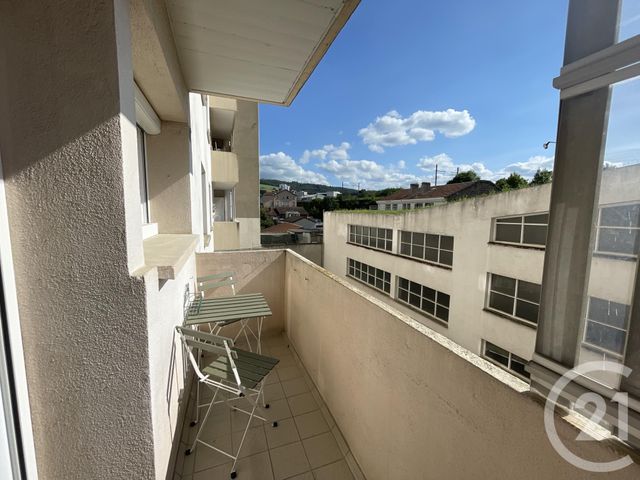 Appartement T4 &agrave; louer - 4 pi&egrave;ces - 75,11 m2 - St Etienne - 42 - RHONE-ALPES
