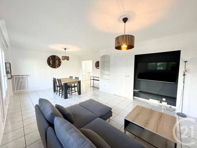 Appartement T4 &agrave; louer - 4 pi&egrave;ces - 75,11 m2 - St Etienne - 42 - RHONE-ALPES