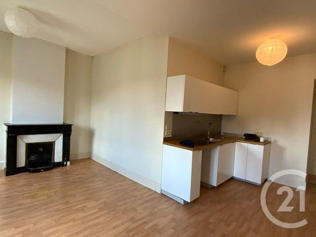 Appartement F3 &agrave; louer - 3 pi&egrave;ces - 72,23 m2 - St Etienne - 42 - RHONE-ALPES