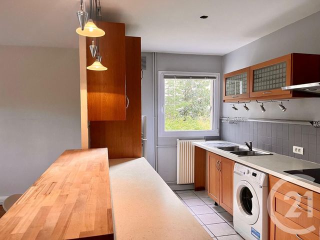 Appartement F3 &agrave; louer - 3 pi&egrave;ces - 69,32 m2 - St Etienne - 42 - RHONE-ALPES