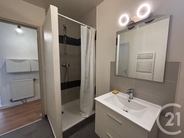 Appartement F2 &agrave; louer - 2 pi&egrave;ces - 51 m2 - St Etienne - 42 - RHONE-ALPES