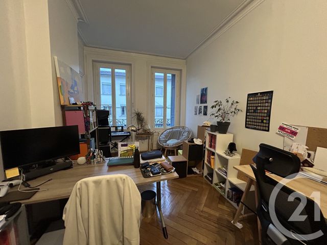 Appartement T3 &agrave; louer - 3 pi&egrave;ces - 58,22 m2 - St Etienne - 42 - RHONE-ALPES