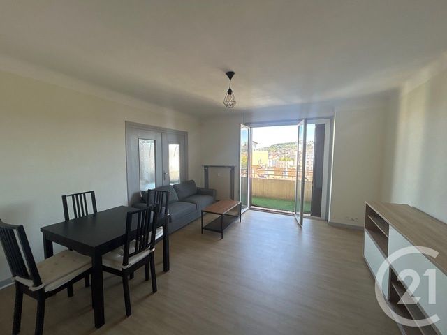 Appartement F3 &agrave; louer - 3 pi&egrave;ces - 68 m2 - St Etienne - 42 - RHONE-ALPES