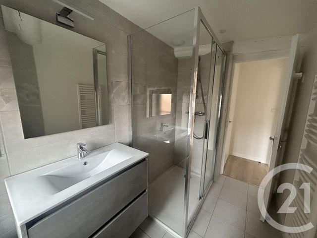 Appartement F2 &agrave; louer - 2 pi&egrave;ces - 37 m2 - St Etienne - 42 - RHONE-ALPES